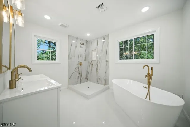 $525,000 | 32 Alpine Drive, Lake Hopatcong, NJ 07849