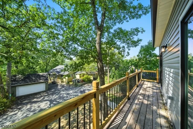 $525,000 | 32 Alpine Drive, Lake Hopatcong, NJ 07849