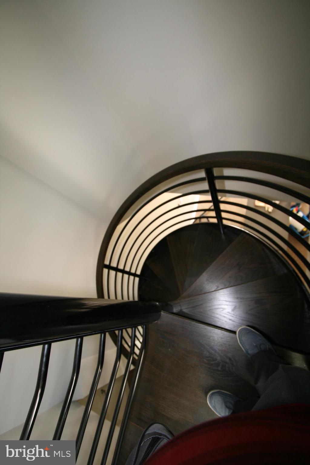 2550 17th Street Northwest, Unit 612 Washington, DC 20009 - Photo 24 of 55 a view of entryway