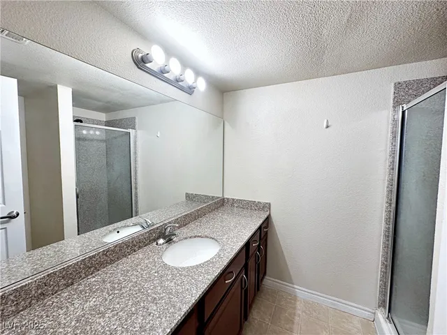 $1,840 | 4431 Alexis Drive, Unit 421, Las Vegas, NV 89103