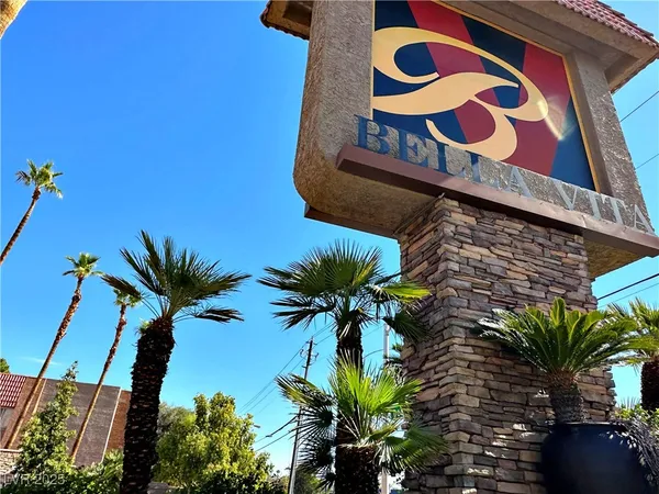 $1,740 | 4431 Alexis Drive, Unit 421, Las Vegas, NV 89103