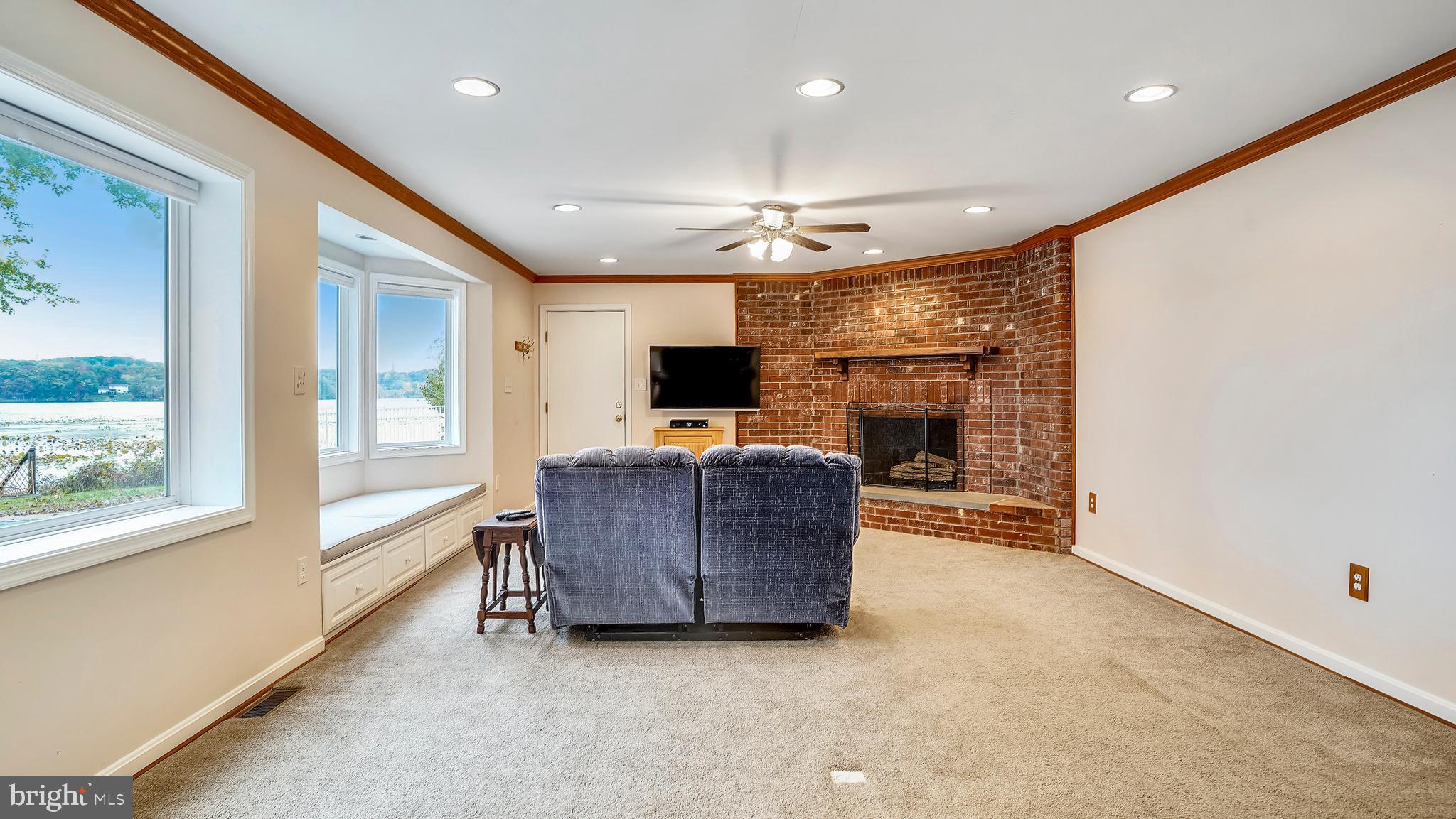 3142 Lookout Point Court Triangle, VA 22172 - Photo 27 of 76 Gallery Image 27