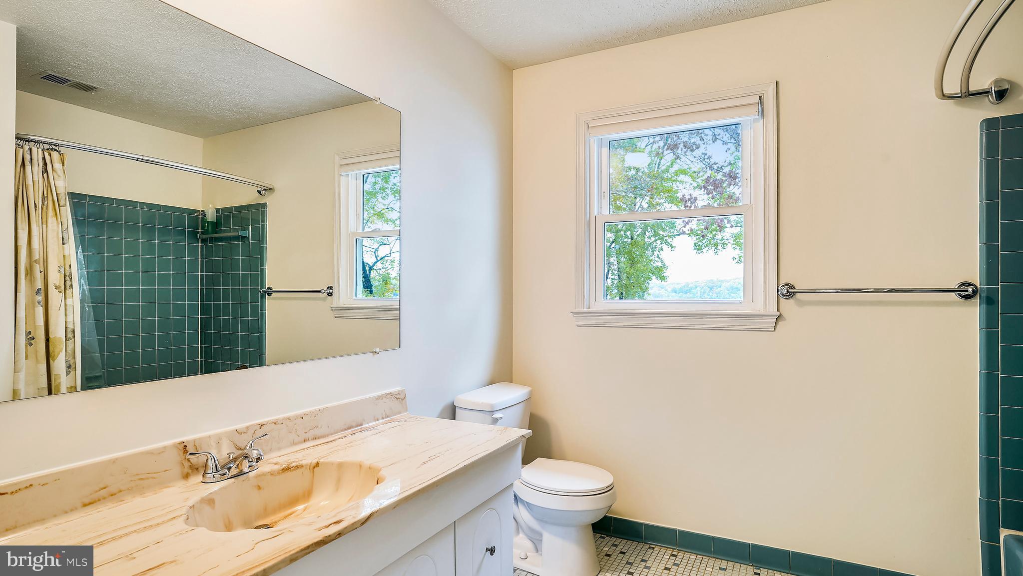 3142 Lookout Point Court Triangle, VA 22172 - Photo 39 of 76 Gallery Image 39