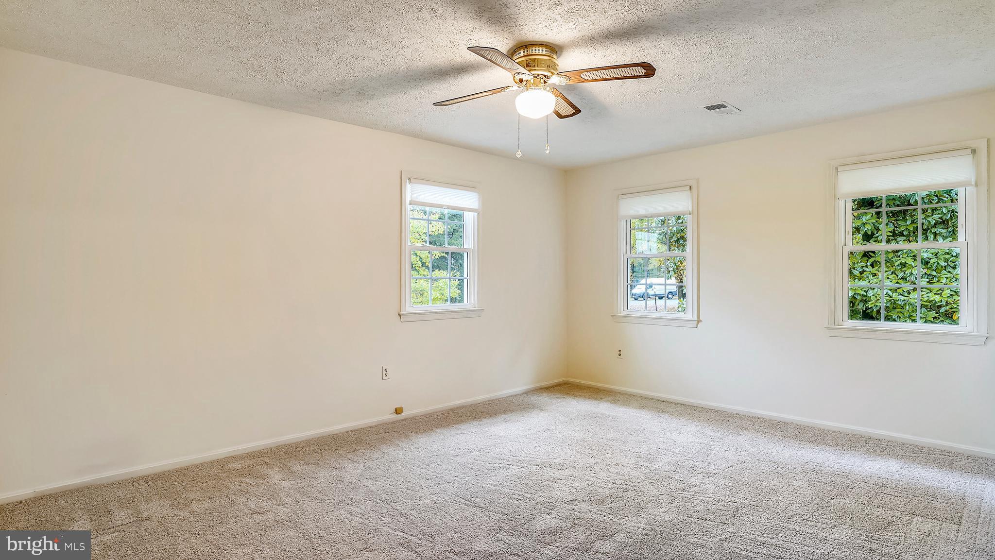 3142 Lookout Point Court Triangle, VA 22172 - Photo 44 of 76 Gallery Image 44