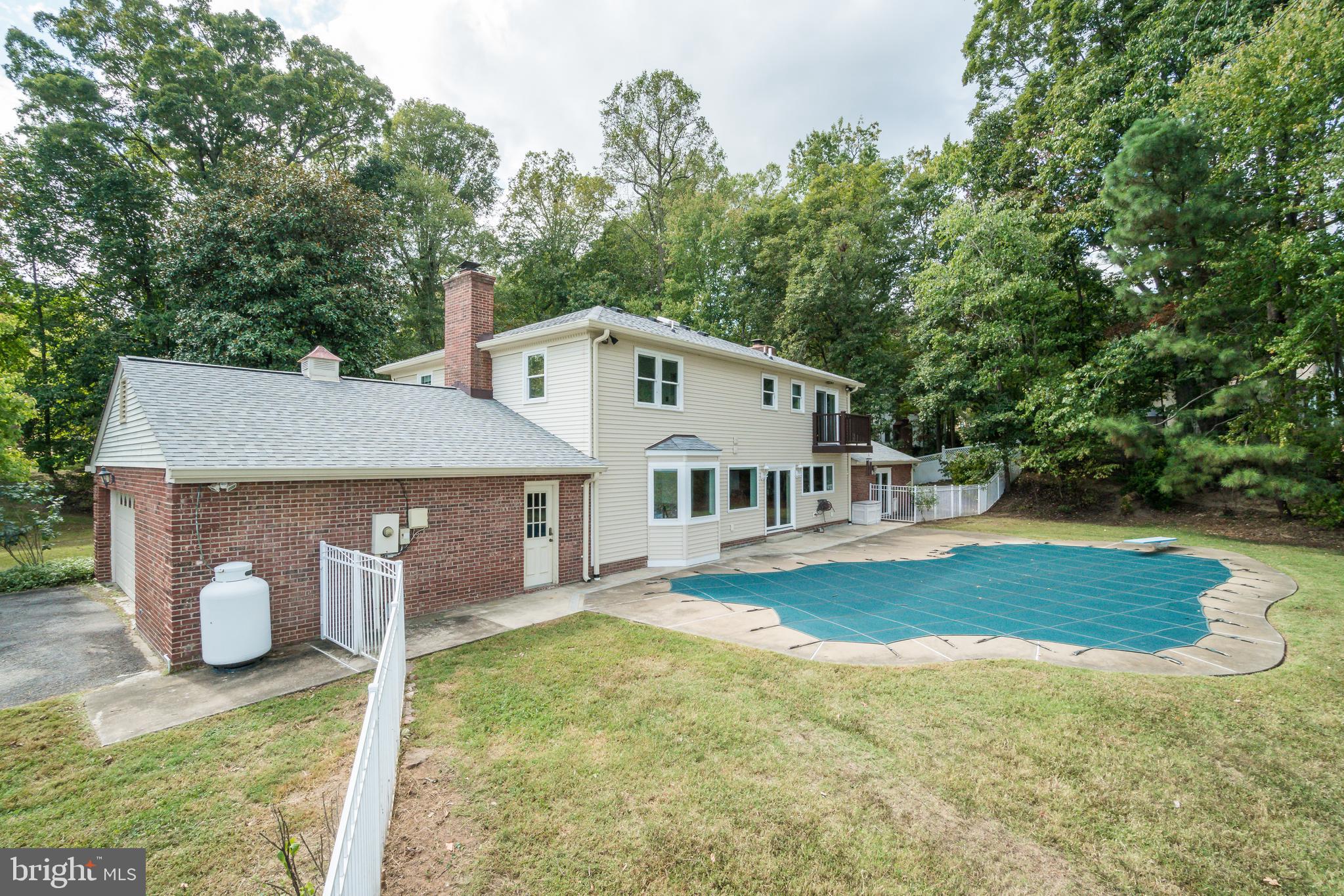 3142 Lookout Point Court Triangle, VA 22172 - Photo 7 of 76 Gallery Image 7