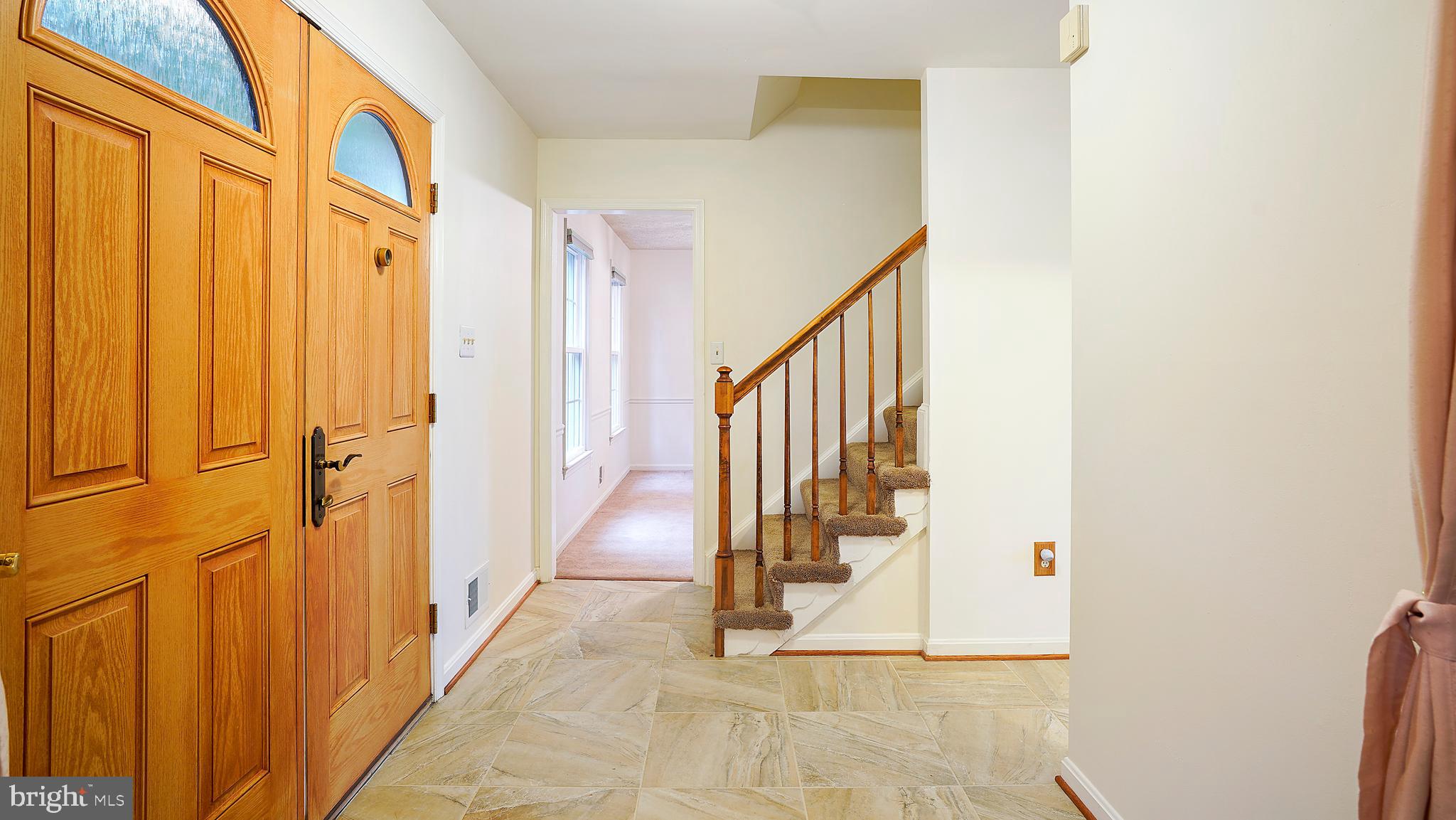3142 Lookout Point Court Triangle, VA 22172 - Photo 9 of 76 Gallery Image 9
