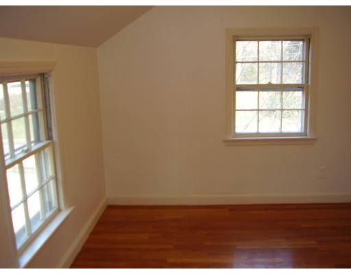 2 Trickett Road Lynnfield, MA 01940 - Photo 13 of 20 Gallery Image 13