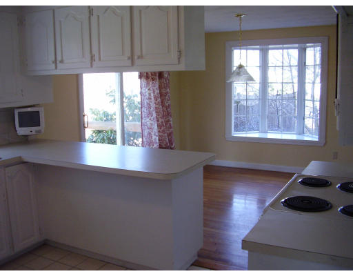 2 Trickett Road Lynnfield, MA 01940 - Photo 3 of 20 Gallery Image 3