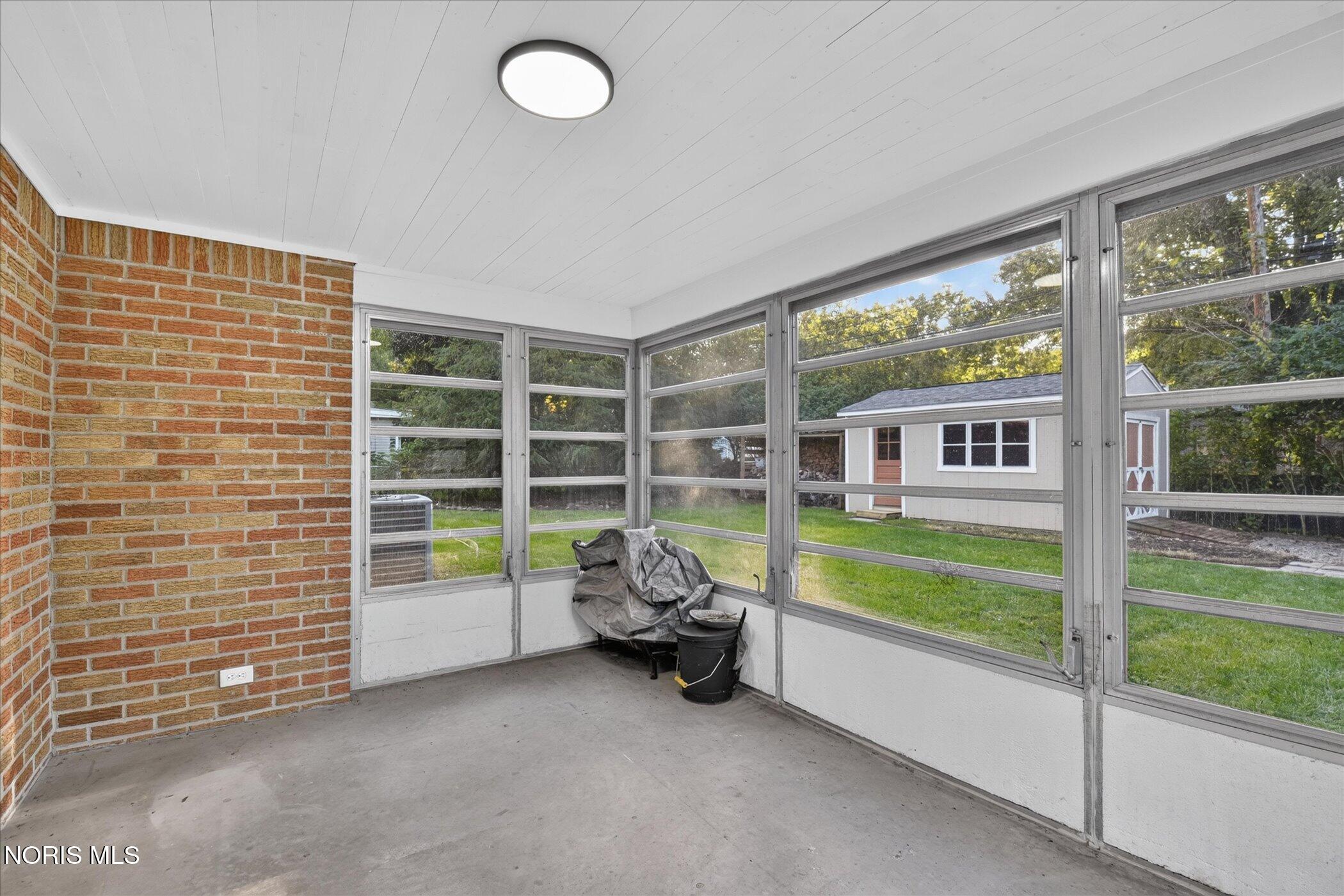 2801 Wicklow Road Toledo, OH 43606 - Photo 27 of 40 Gallery Image 27