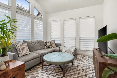 $1,950,000 | 2024 University Club Drive, Austin, TX 78732