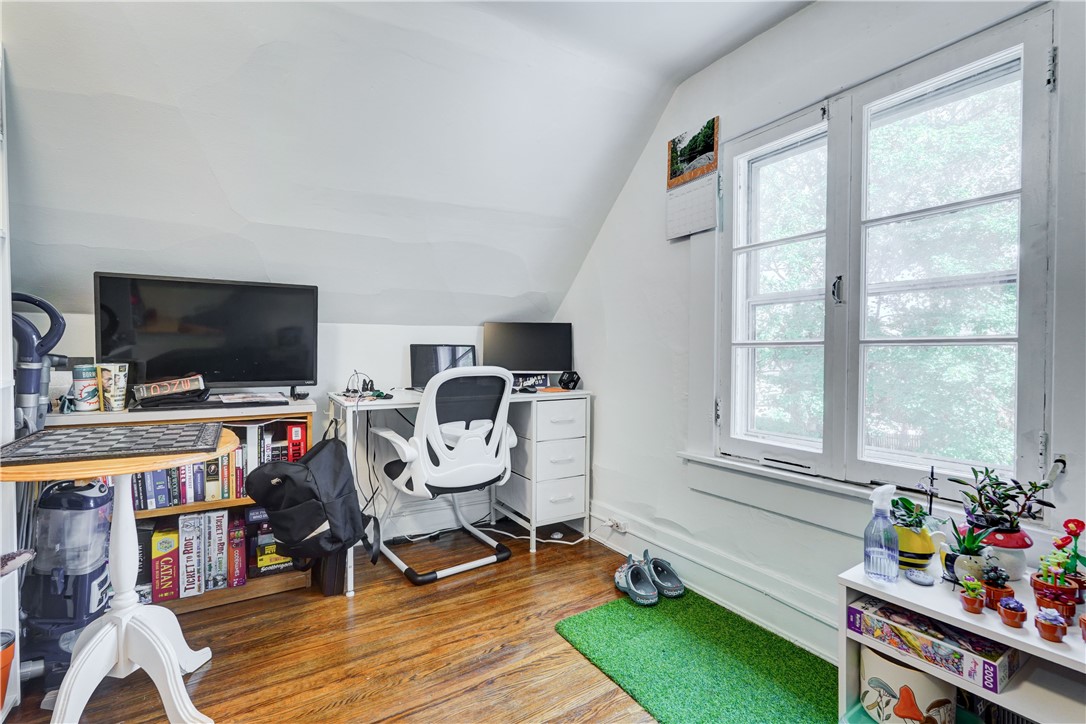 8 Rowley Street, Unit 2 Rochester, NY 14607 - Photo 10 of 18 Gallery Image 10