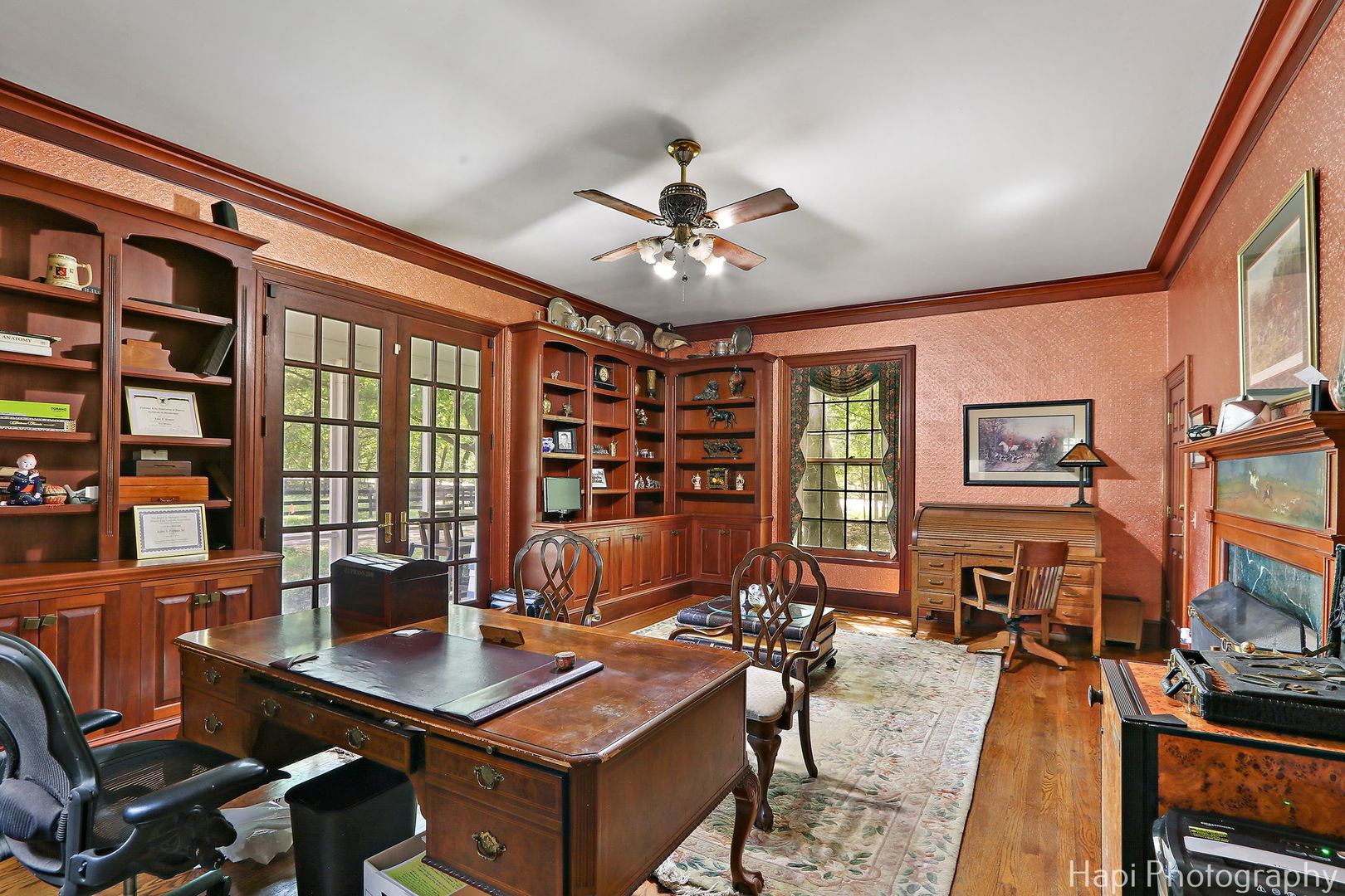 23 West County Line Road Barrington Hills, IL 60010 - Photo 25 of 71 a workspace with furniture bookshelf and a window