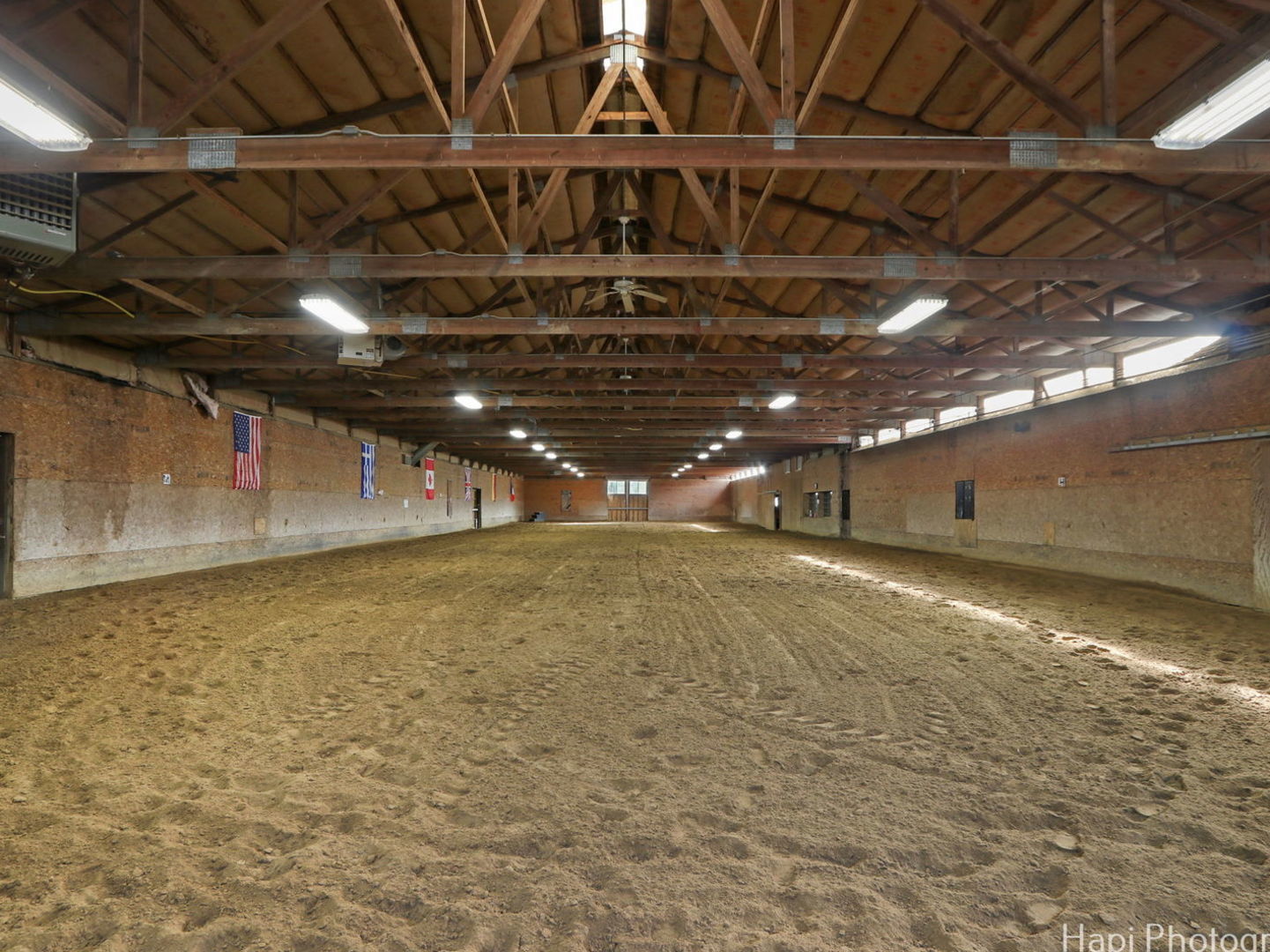 23 West County Line Road Barrington Hills, IL 60010 - Photo 50 of 71 a view of an empty room