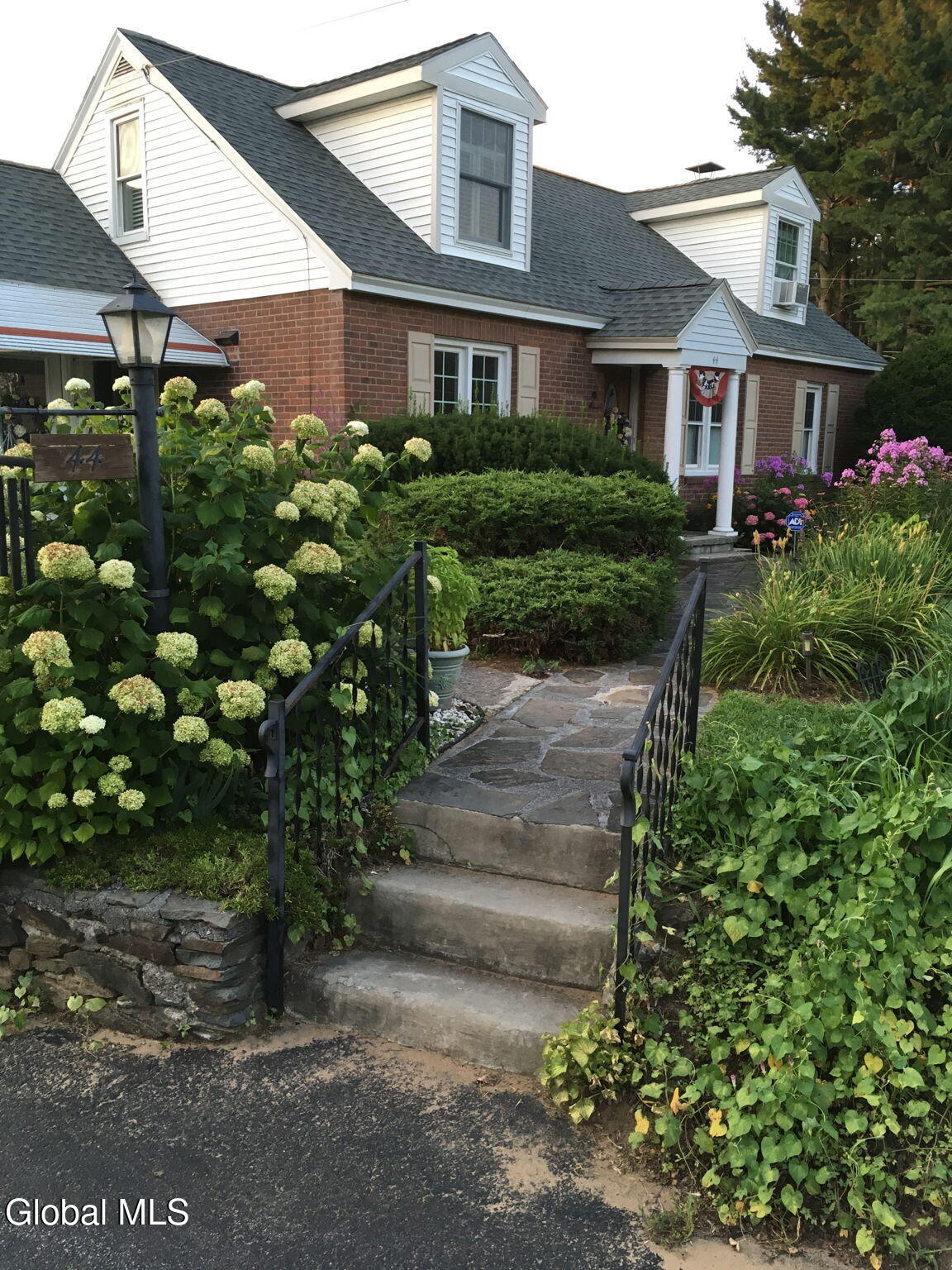 44 Mill Road Colonie, NY 12110 - Photo 28 of 31 Exterior 11