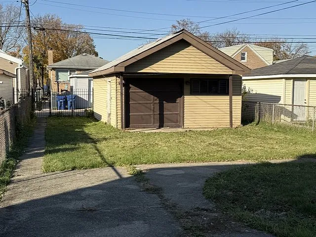 $156,000 | 3412 South 57th Court, Cicero, IL 60804
