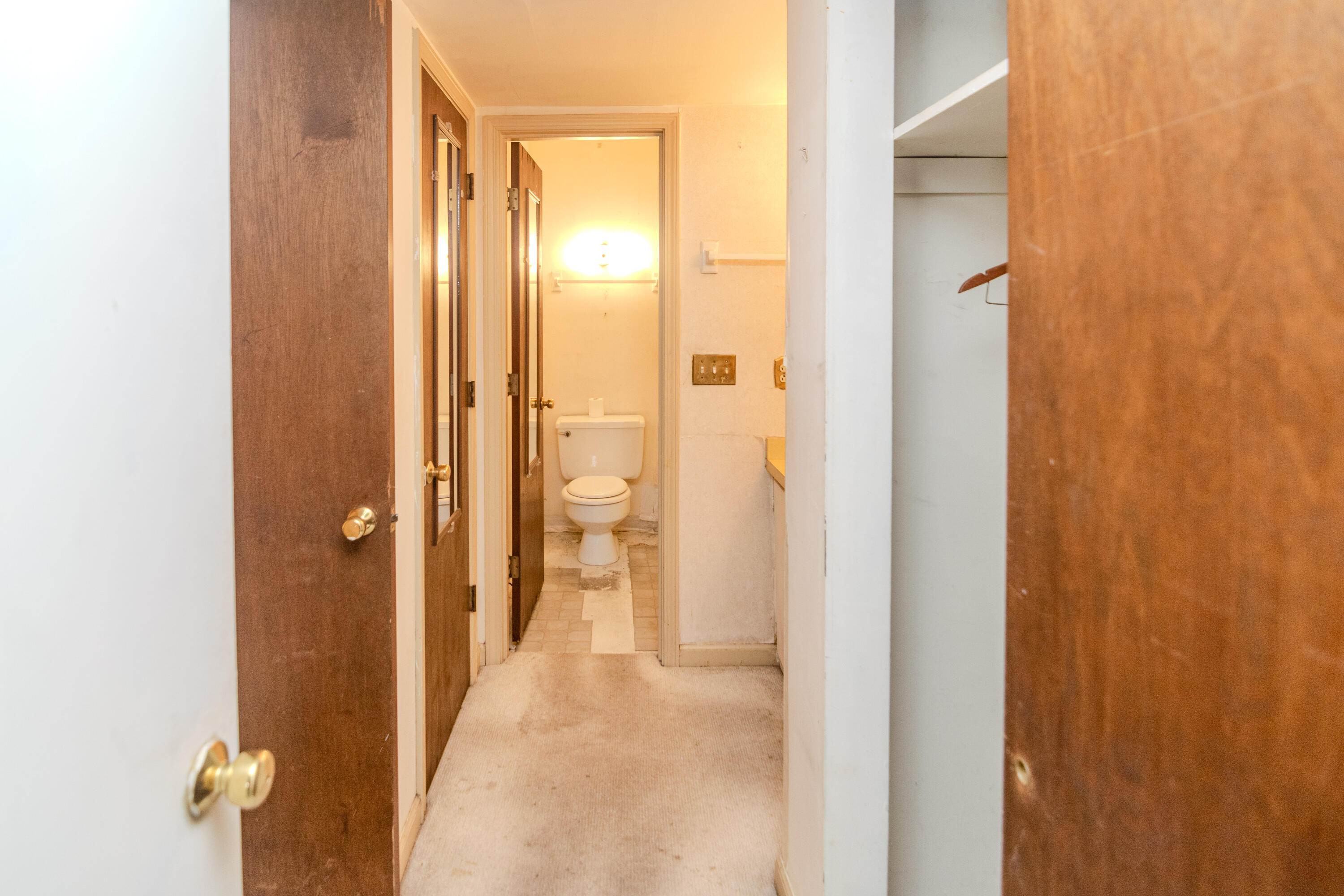 1088 Armstrong Mill Road, Unit D Lexington, KY 40517 - Photo 11 of 14 1088ArmstrongMillD-0044