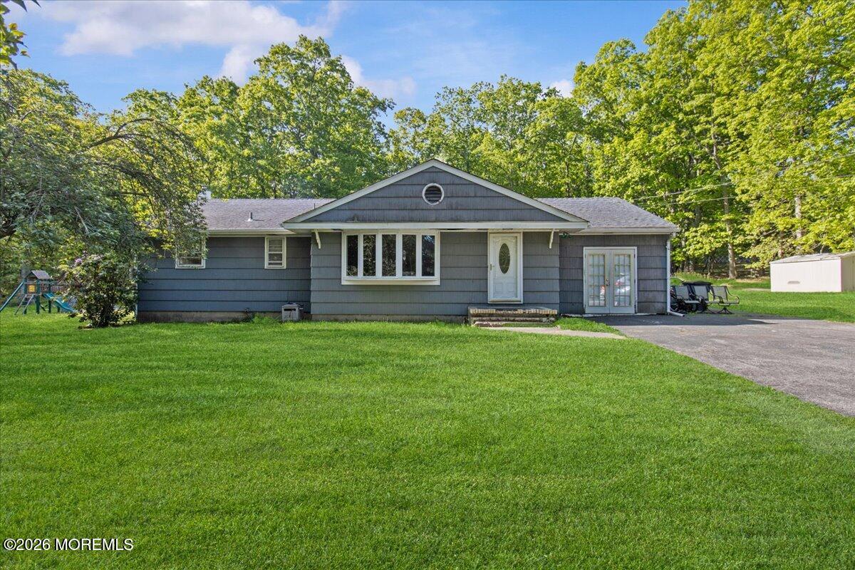 2550 Lakewood-Allenwood Road Howell, NJ 07731 - Photo 9 of 13 16-IMG_6987_1