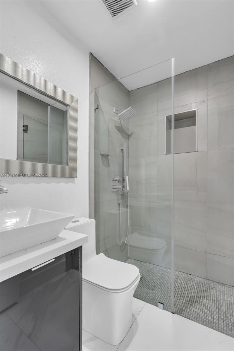 11 West 59th Street Hialeah, FL 33012 - Photo 24 of 38