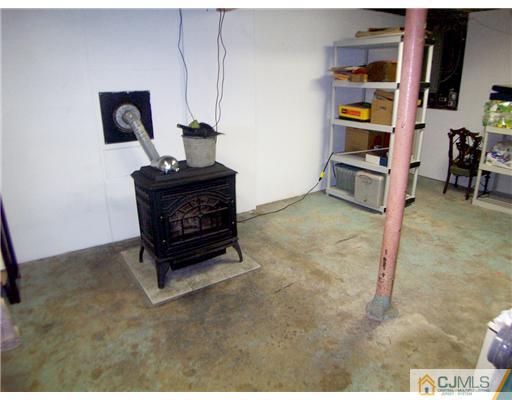 173 Midfield Road Colonia, NJ 07067 - Photo 19 of 25 a view of workspace with furniture
