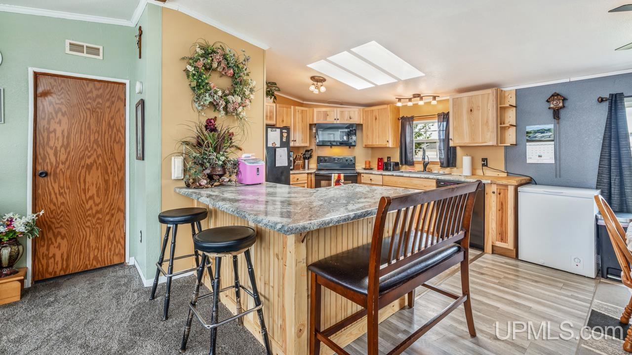 1620 Willow Creek Road, Unit 2 Escanaba, MI 49829 - Photo 12 of 26