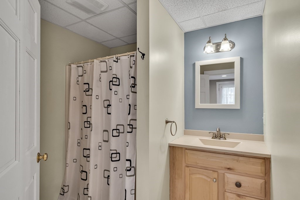 15 New Meadows Road Winchester, MA 01890 - Photo 20 of 37 Gallery Image 20