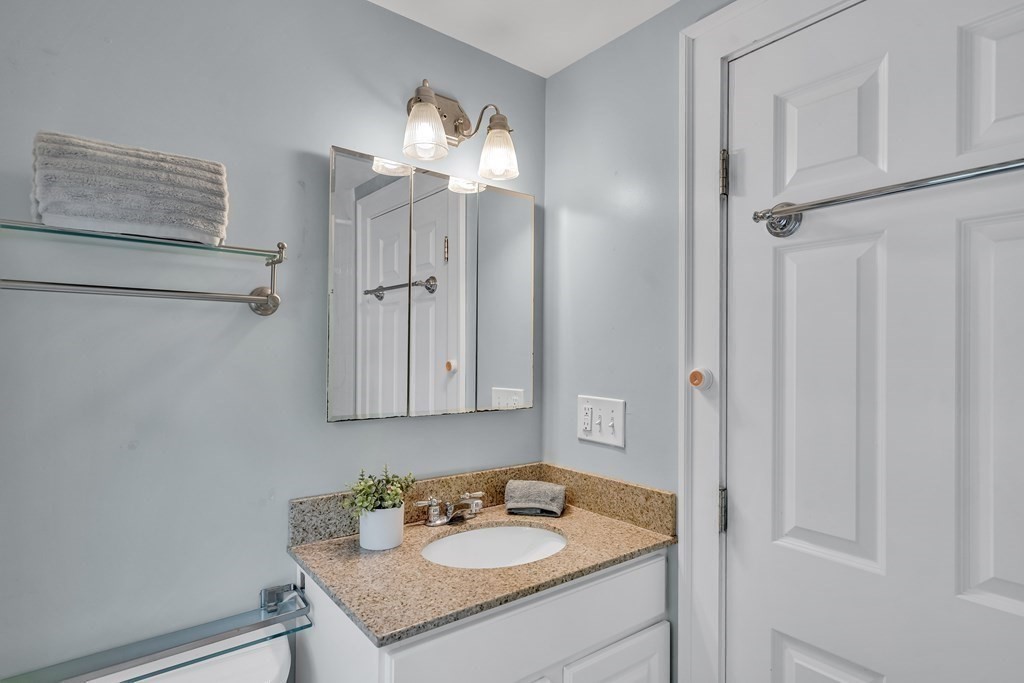 15 New Meadows Road Winchester, MA 01890 - Photo 28 of 37 Gallery Image 28
