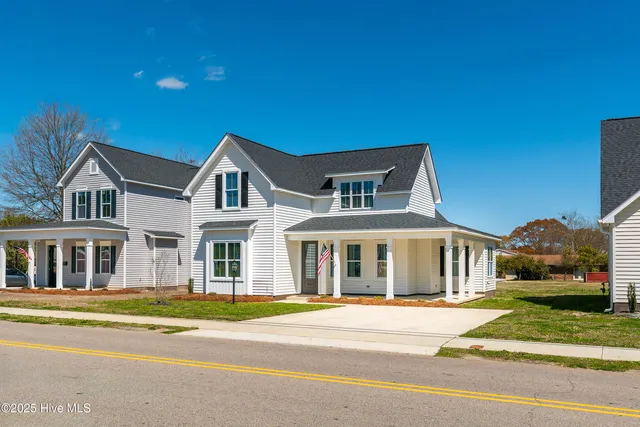 $343,900 | 3842 West Wilson Street, Farmville, NC 27828