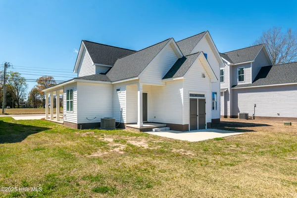 $345,900 | 3842 West Wilson Street, Farmville, NC 27828