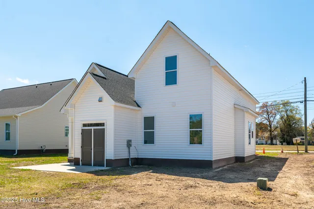 $343,900 | 3842 West Wilson Street, Farmville, NC 27828