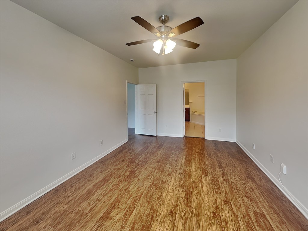 10237 Tate Court Conroe, TX 77385 - Photo 11 of 24