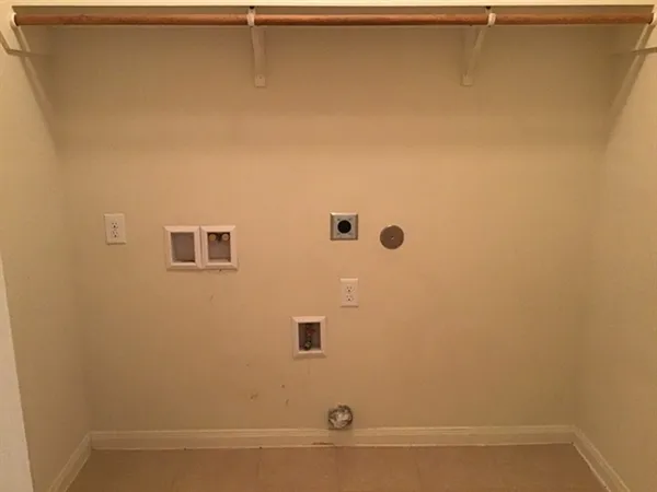$2,210 | 10237 Tate Court, Conroe, TX 77385
