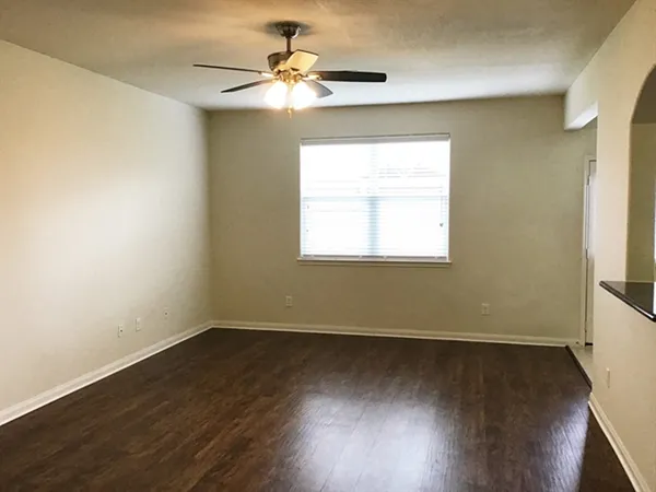 $2,210 | 10237 Tate Court, Conroe, TX 77385