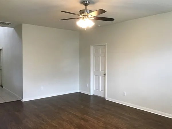 $2,210 | 10237 Tate Court, Conroe, TX 77385