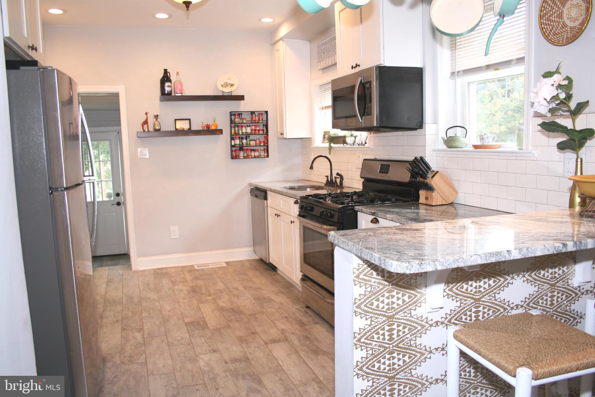 470 Ripka Street Philadelphia, PA 19128 - Photo 13 of 40