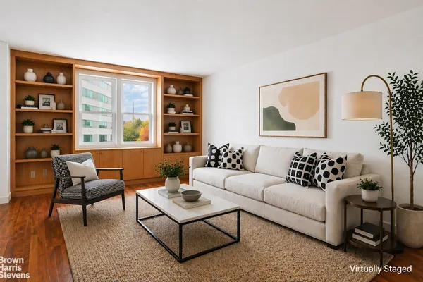 $259,000 | 525 West 236th Street, Unit 6A | Central Riverdale