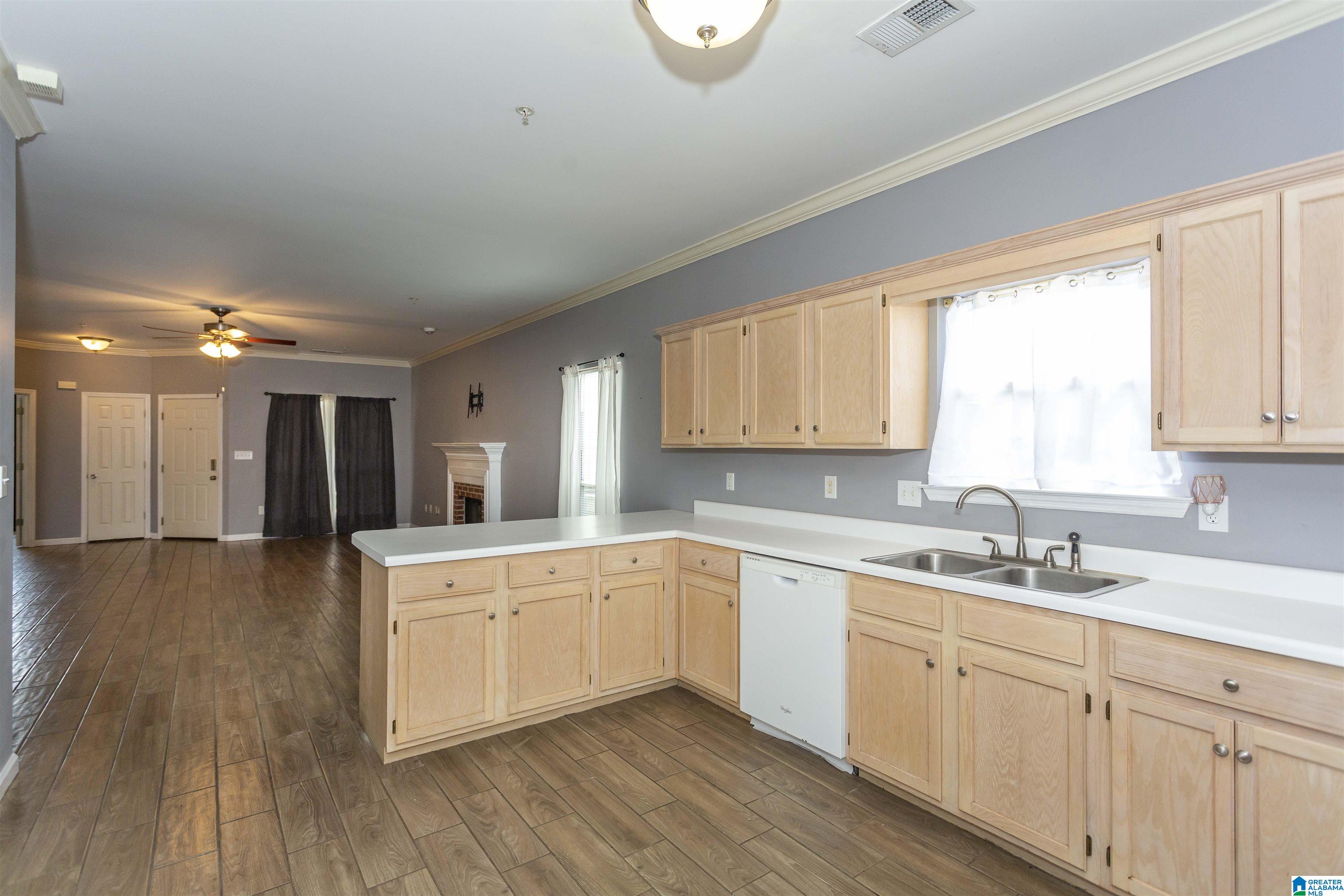 125 Timberleaf Circle Alabaster, AL 35007 - Photo 12 of 26