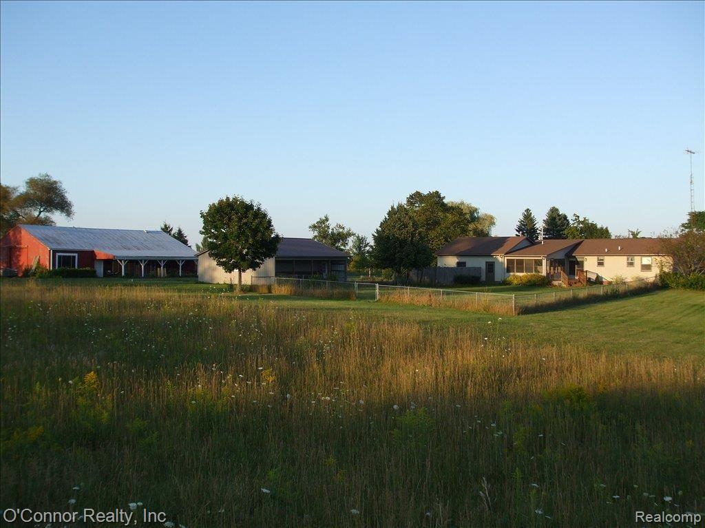 1800 Ridge Road - overall view (
