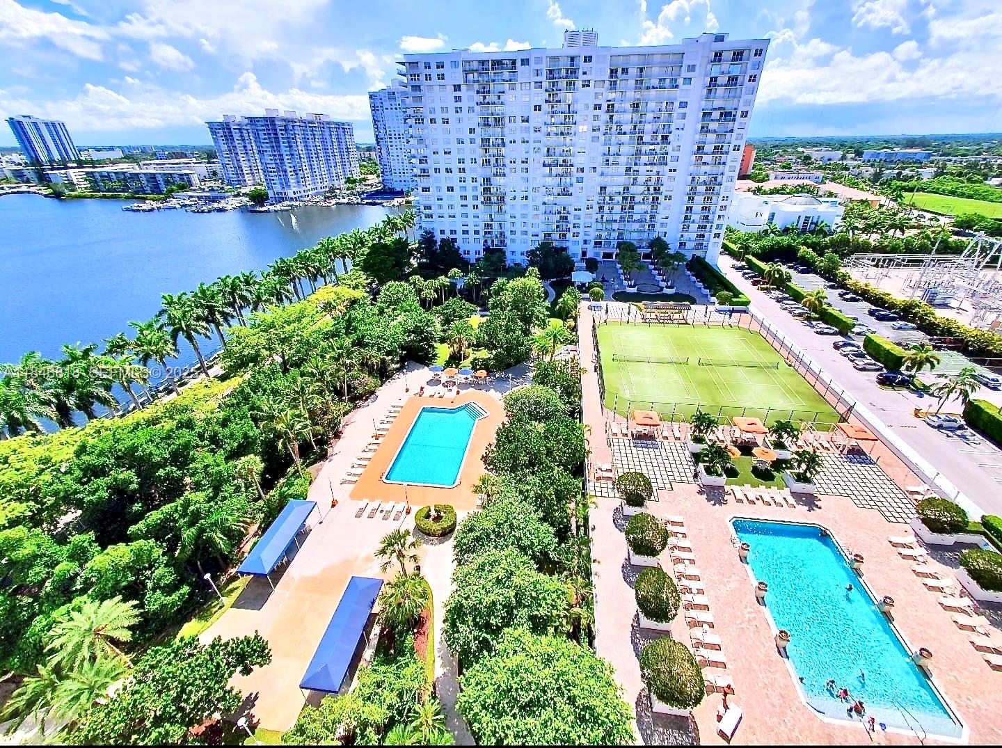 2851 Northeast 183rd Street, Unit 1508E Aventura, FL 33160 - Photo 24 of 27 view of a city