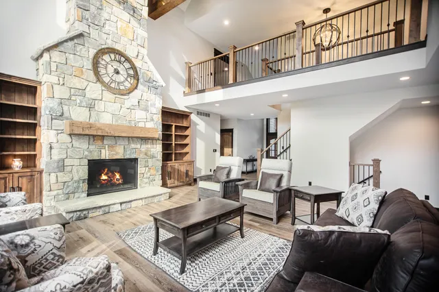 $2,150,000 | 4574 34th Street, Zeeland, MI 49464