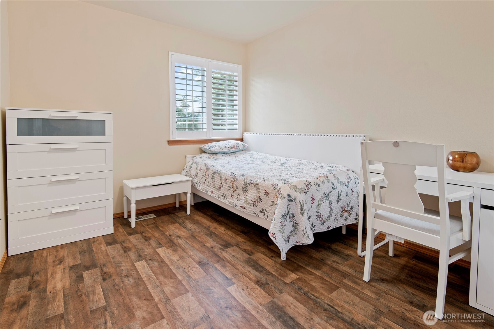 4023 160th Place Southeast Bothell, WA 98012 - Photo 19 of 22 a bedroom with a bed and a closet