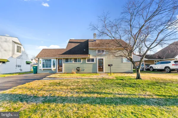 $399,900 | 198 Northpark Drive, Levittown, PA 19054