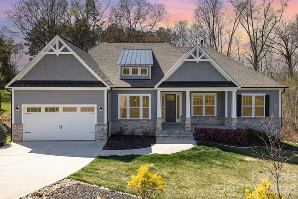 $999,000 | 123 Farm Knoll Way, Mooresville, NC 28117