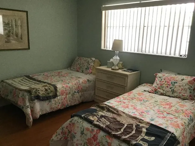 a close view of sink and tap