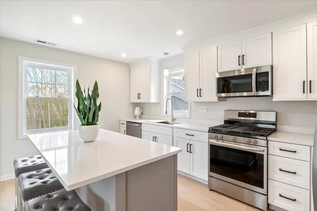 $629,900 | 32 Regency Circle, Unit 2, Kittery, ME 03904