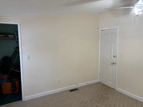 $190,000 | 15335 East B Avenue, Augusta, MI 49012