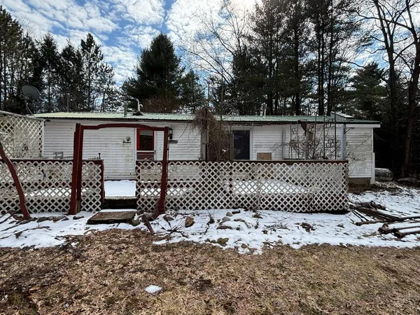 $190,000 | 15335 East B Avenue, Augusta, MI 49012