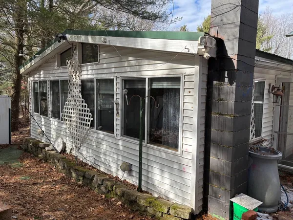 $190,000 | 15335 East B Avenue, Augusta, MI 49012