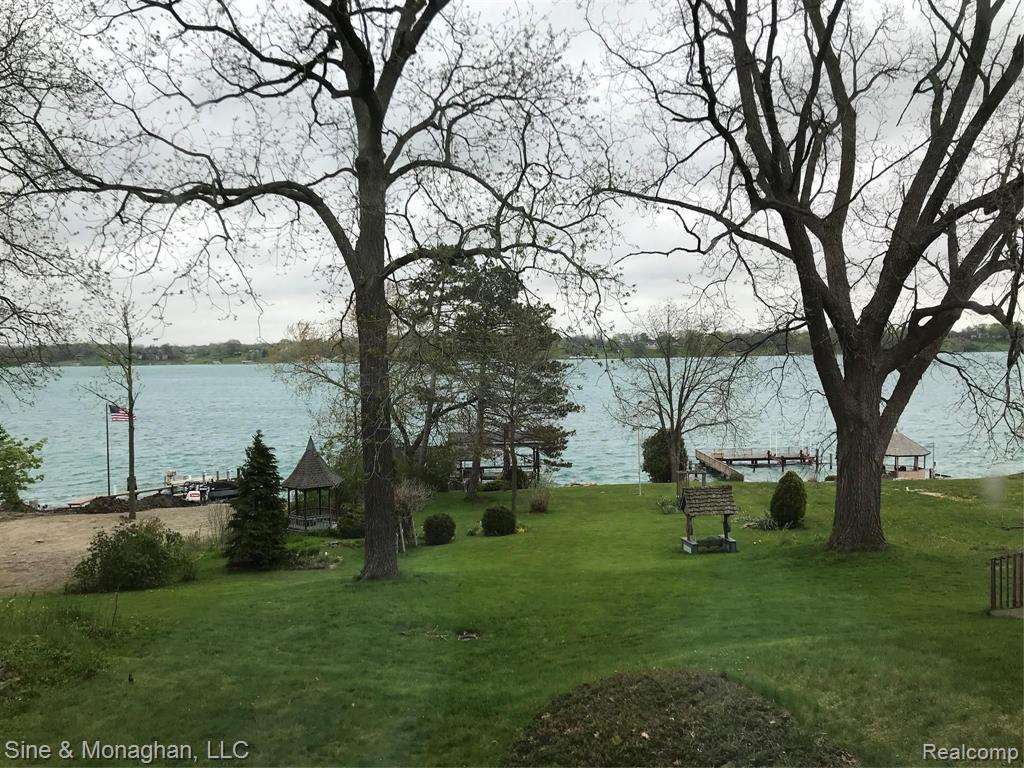 1475 River Road St. Clair, MI 48079 - Photo 11 of 85