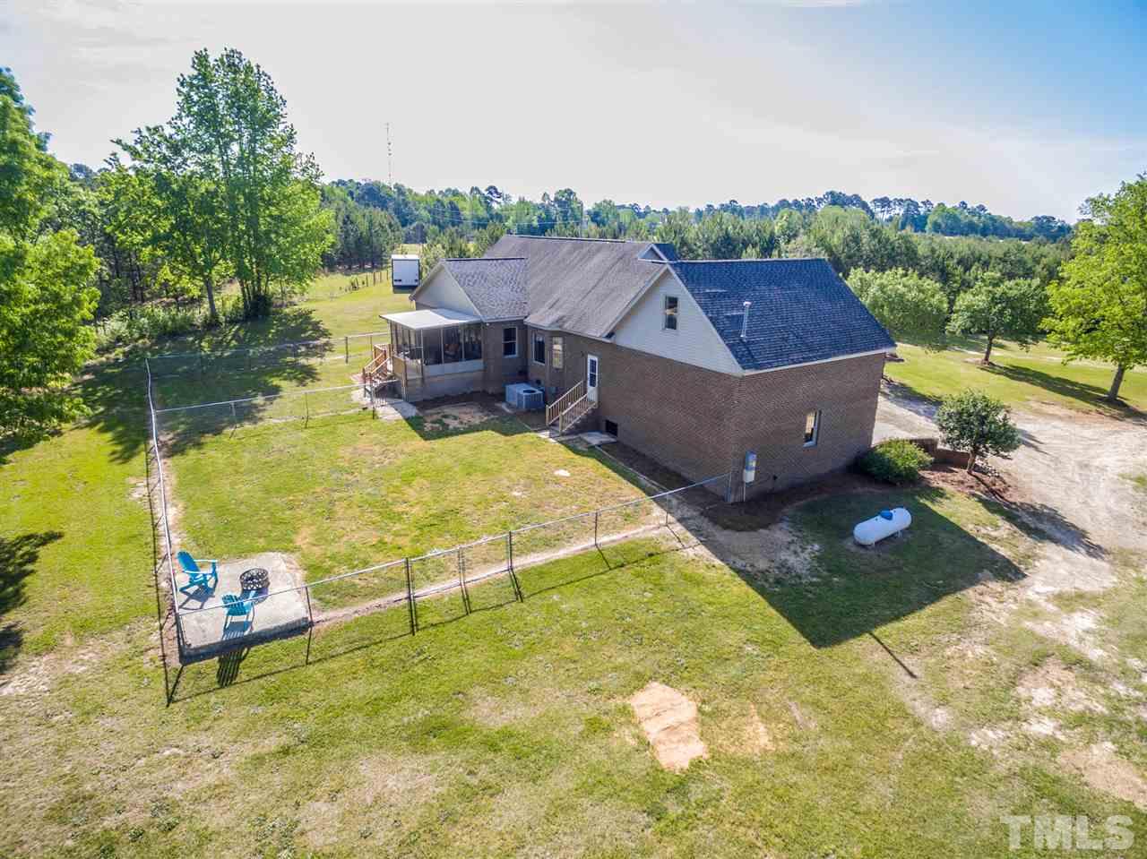 2758 Packing Plant Road Smithfield, NC 27577 - Photo 4 of 25 Gallery Image 4