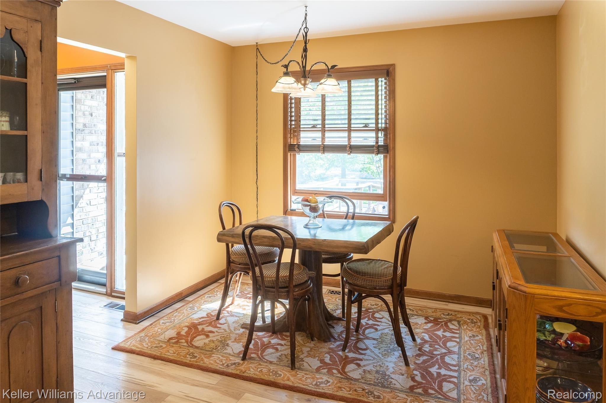 4349 North Henderson Road Davison, MI 48423 - Photo 18 of 53 NHendersonRd_4349_Dining_02.jpg